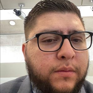 Meet your Posher, Eric